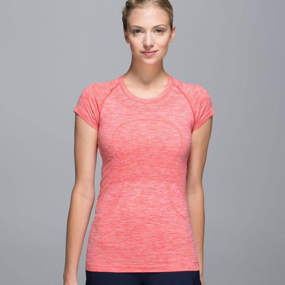 Lululemon Swiftly Tech Tee Heathered Atomic Red